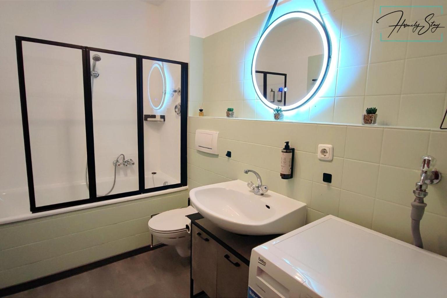 Appartamento Homely Serenity Greens - Stylisch Studio-apartment With Kitchen - 10 Min To Station, Pet Friendly