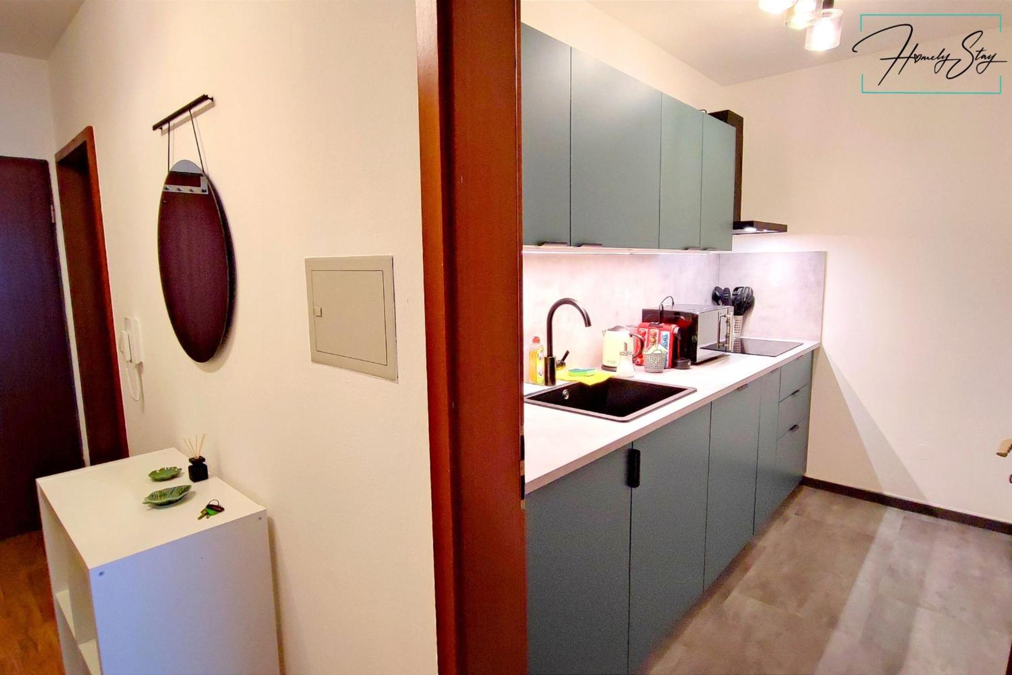 Appartamento Homely Serenity Greens - Stylisch Studio-apartment With Kitchen - 10 Min To Station, Pet Friendly